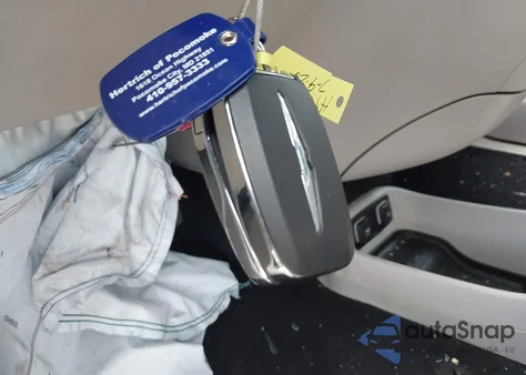 2020 Chrysler Pacifica Touring L z USA, uszkodzony, nr VIN 2C4RC1BG3LR104989